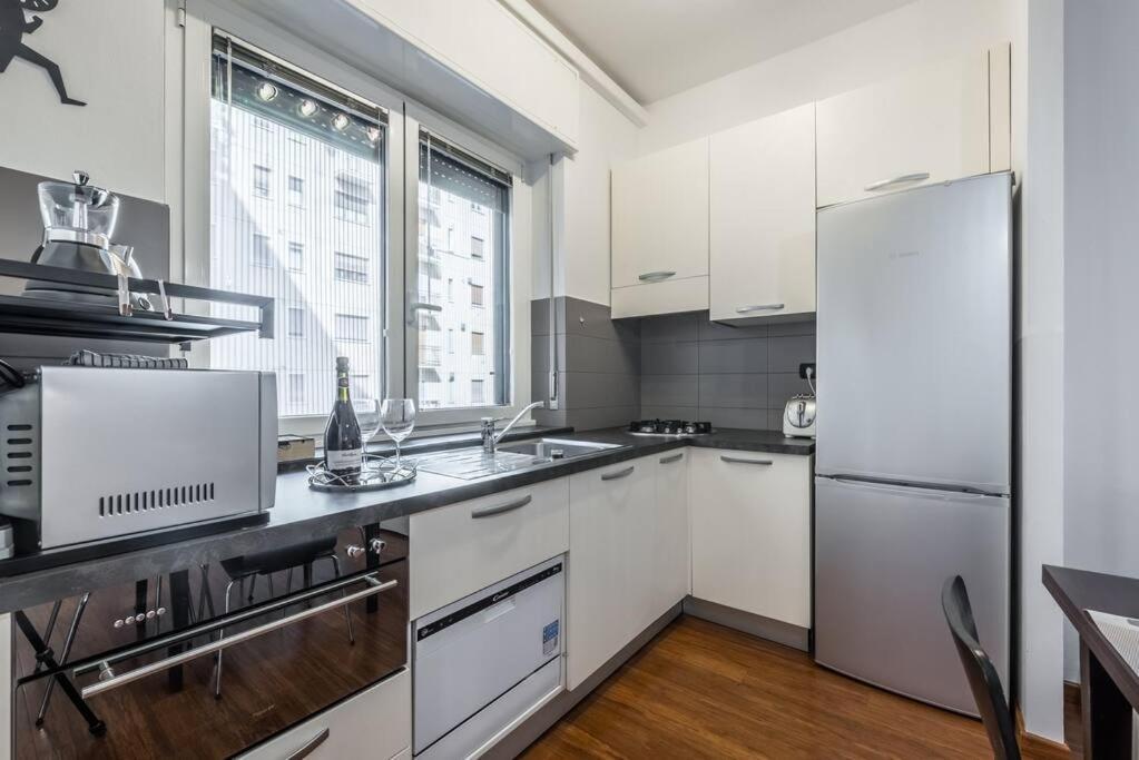 Citylife - Elegante Appartamento Milan Exterior photo